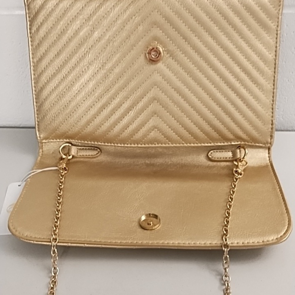 NWT MattGold Clutch Crossbody Bag Removable Chain Quilted Faux Leather Magnetic - Picture 6 of 10